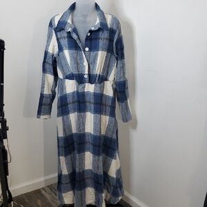 Elegant Blue and White Checkered Long Sleeve Dress